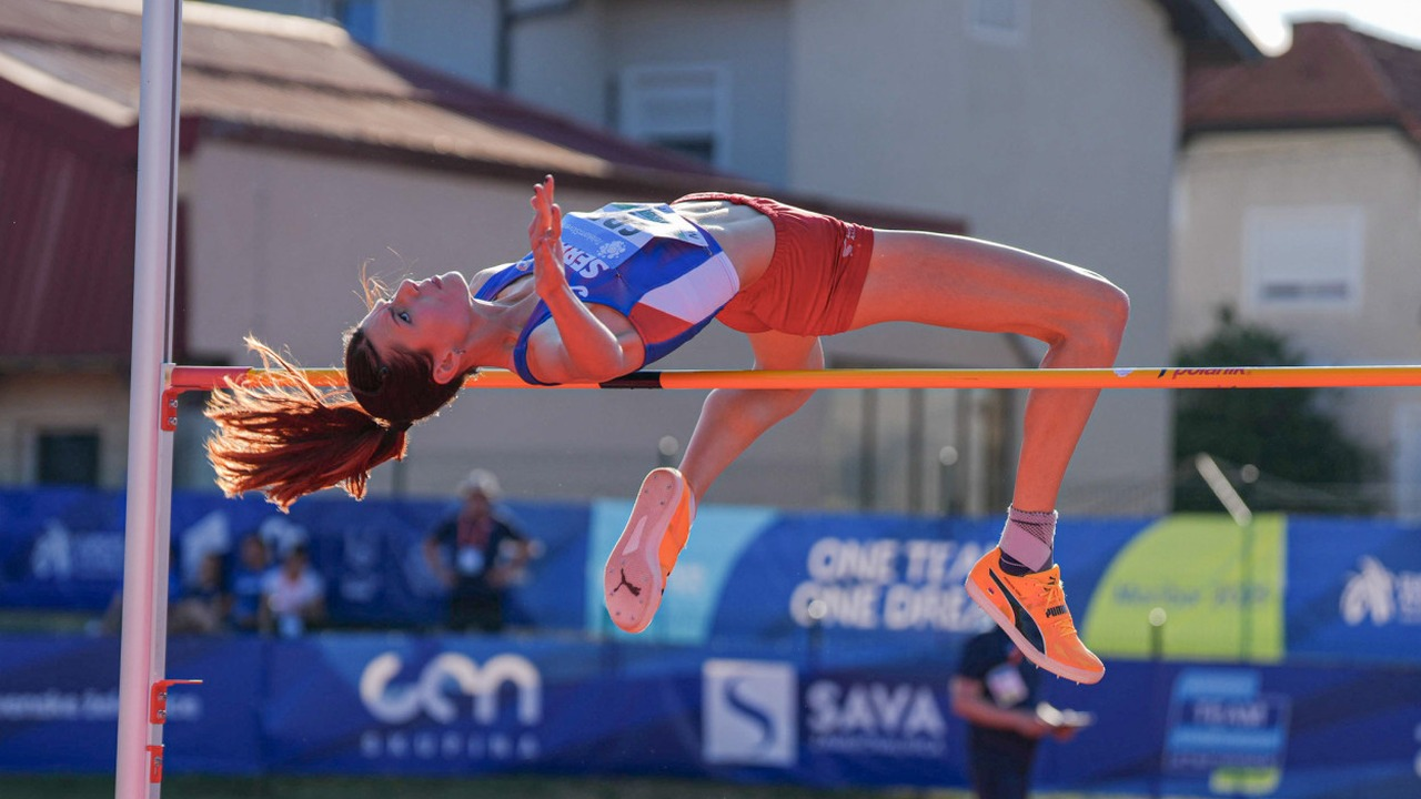 Angelina Topic reaches the European high jump final without a miss