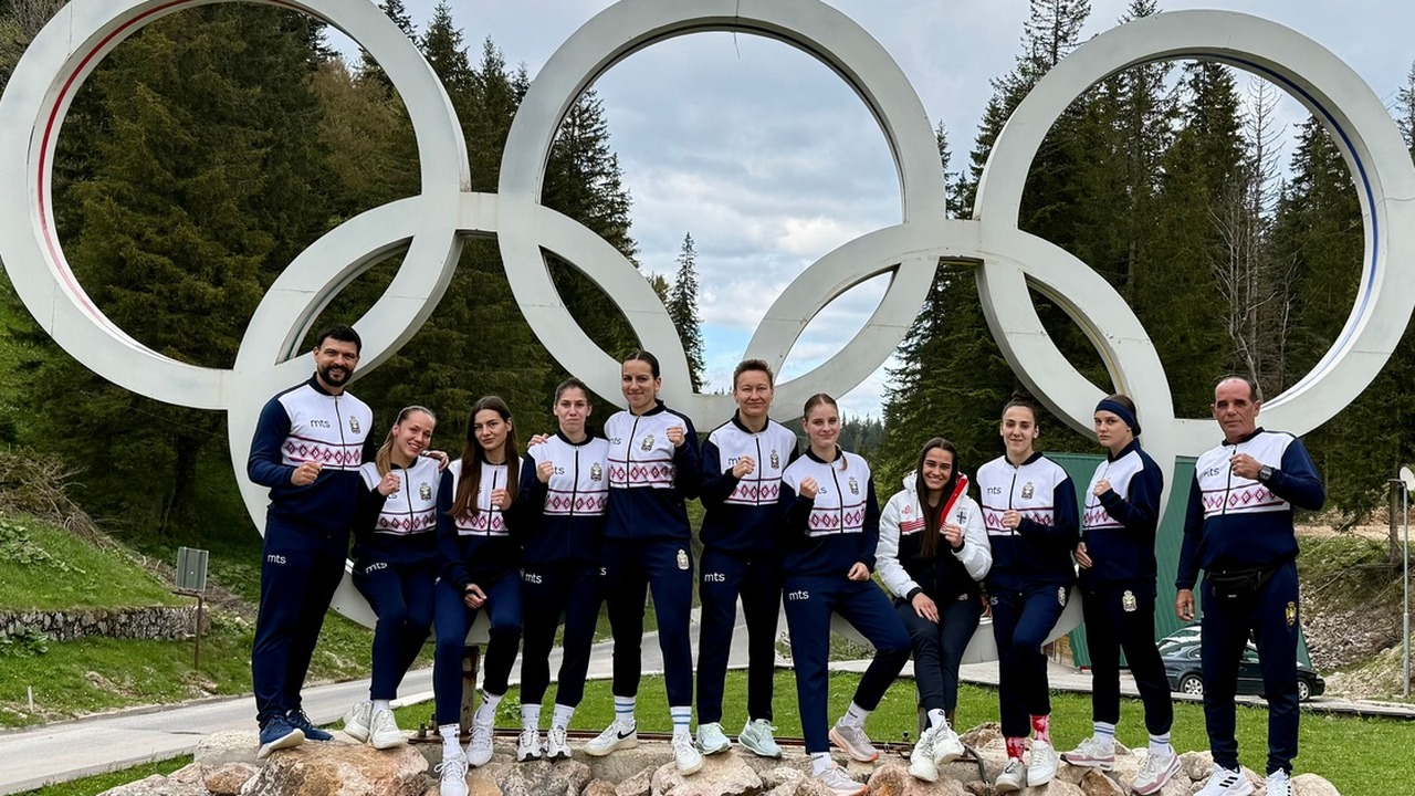 Dunja Vukšić gives Serbia its first win at the European U19 boxing event