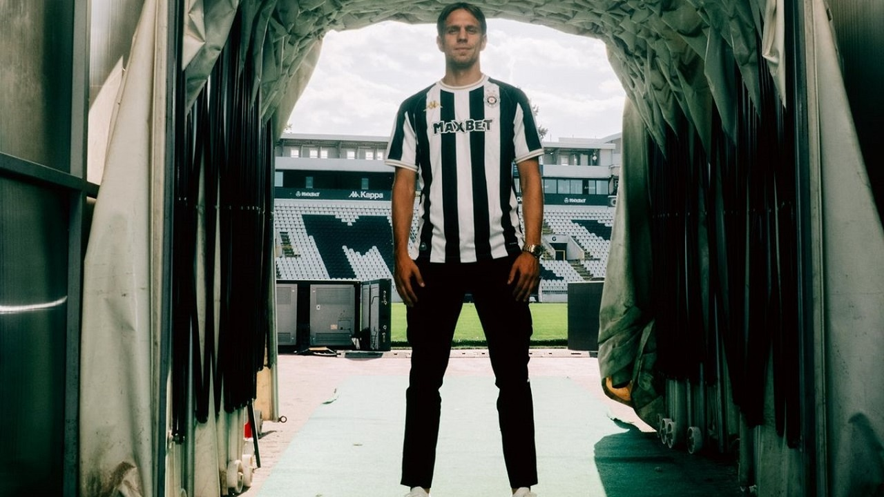 Nikola Cumic signs a two-year contract with Partizan