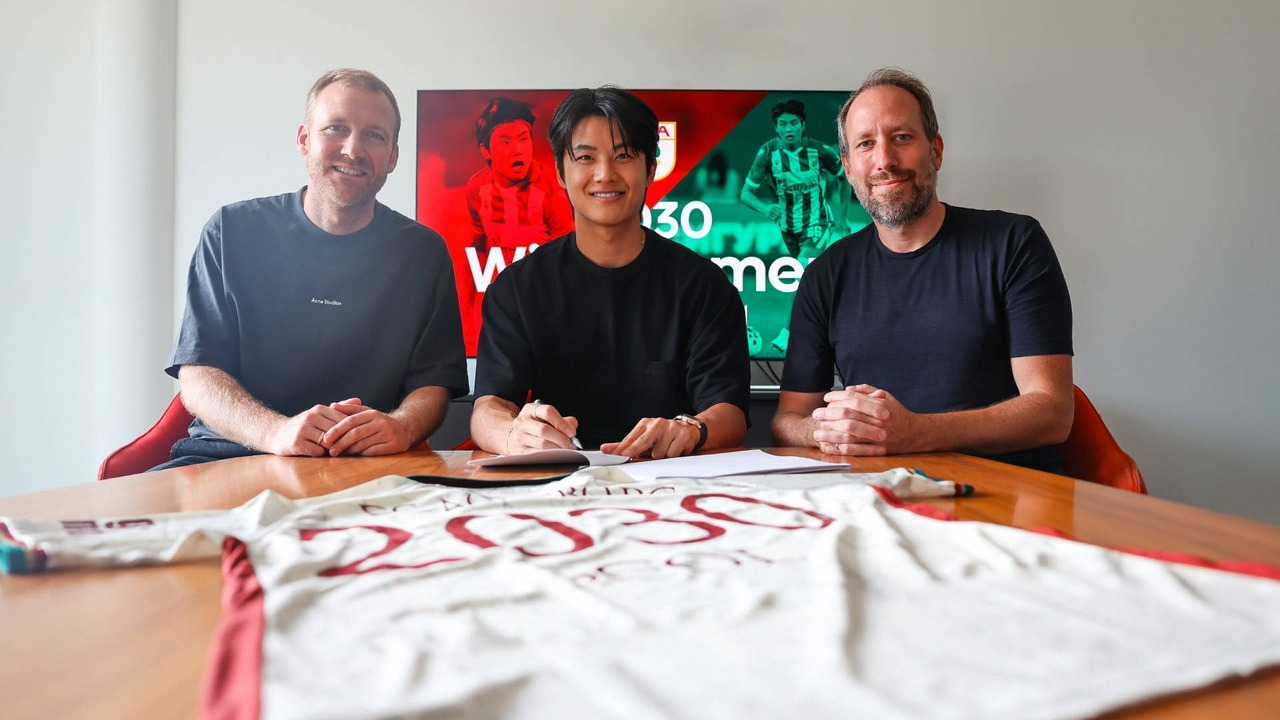 Augsburg signs Youngwoo Seol from Red Star on a four-year contract