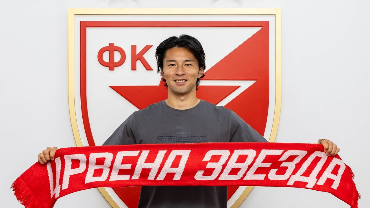 Red Star sign Japan defender Yuta Nakayama on a three-year contract