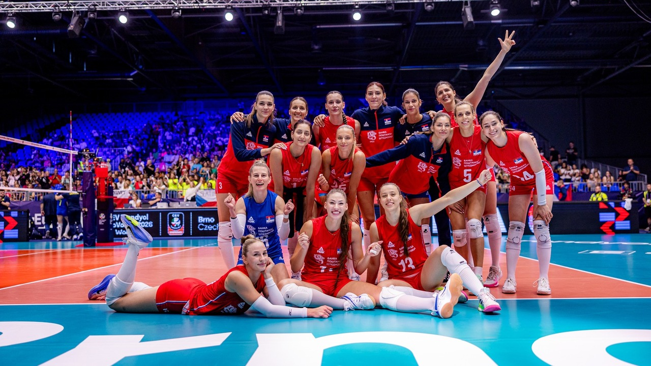 Serbia complete a perfect pool run with a straight-sets win over Ukraine