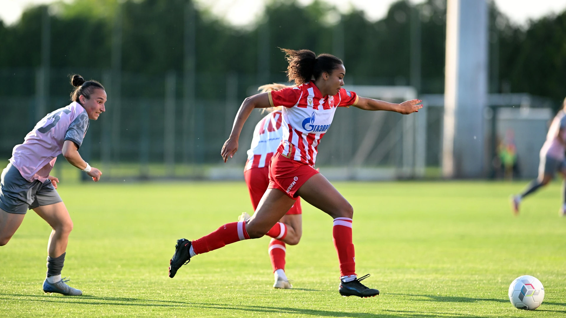 Crvena zvezda women complete a convincing 3-0 away win against TSC Backa Topola