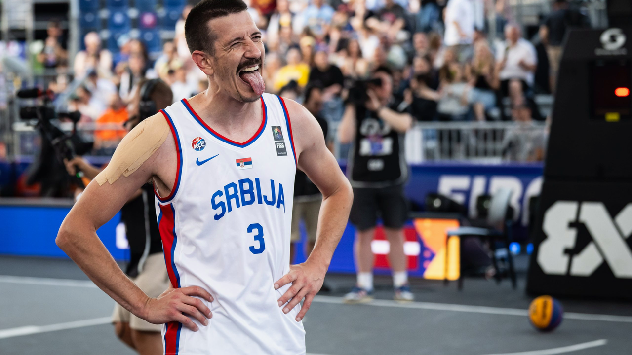 Serbia 3x3 team from the official bronze-medal report - inline angle