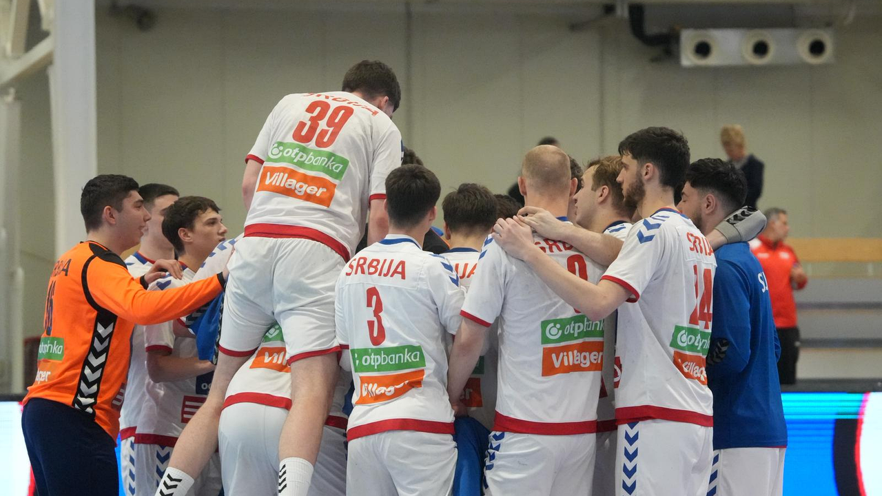 Serbia cadet handball players celebrate during official RSS coverage