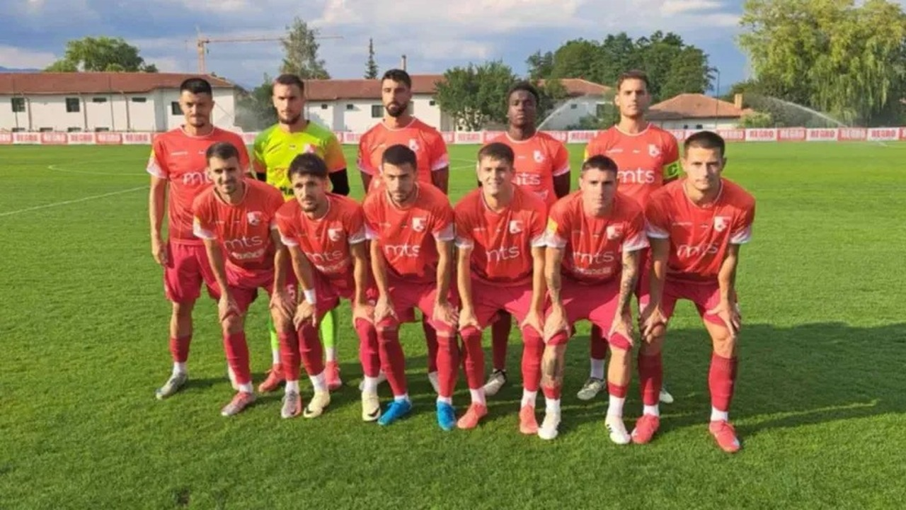 Radnicki Nis players celebrate together