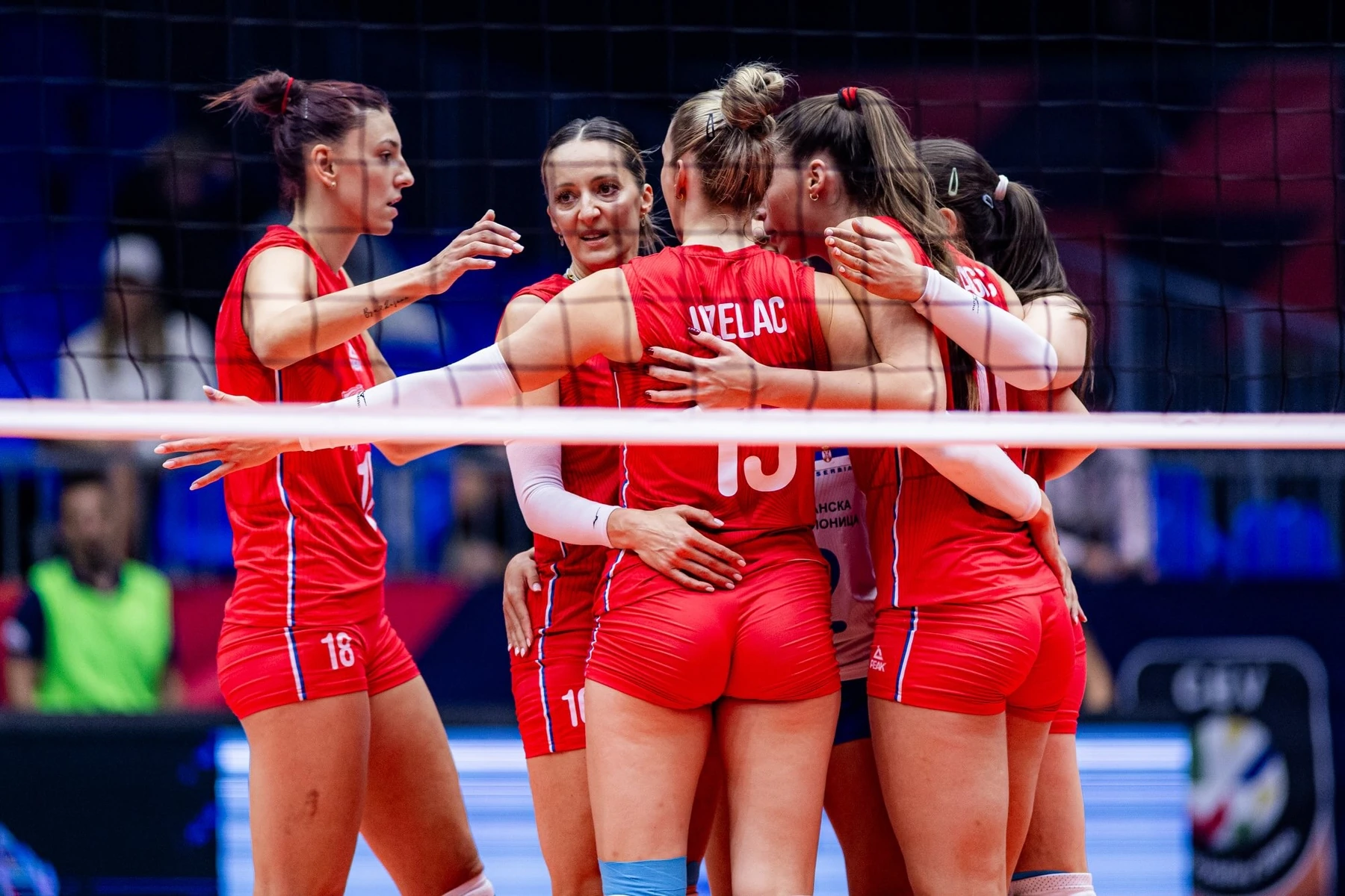 Supporting image for Serbia recover twice and take volleyball bronze in a five-set final