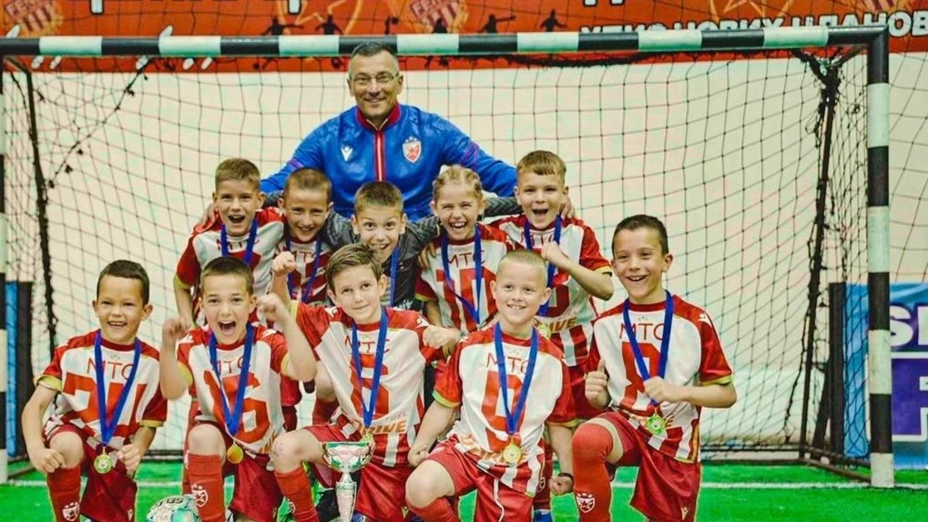 Dodatna fotografija: Najmlađa generacija Crvene zvezde osvojila je Galaksi kup sa sedam pobeda