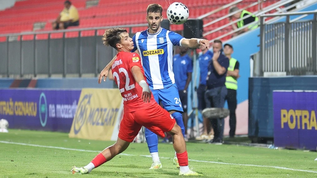 Supporting image for OFK Belgrade and IMT draw after 17-year-old Tadija Cojic scores in the 88th minute