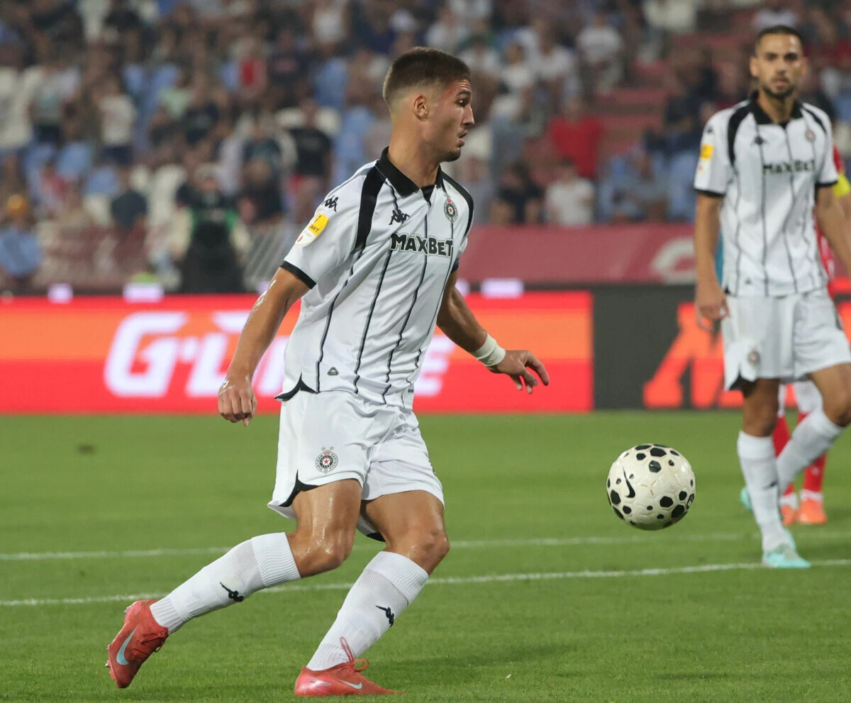 Partizan in possession during the preceding league derby on September 6.