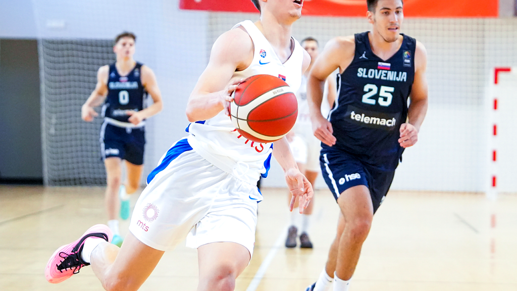 U20 Srbija pobedila Sloveniju i izostrila pripremnu liniju za Svetsko prvenstvo fotografija 4