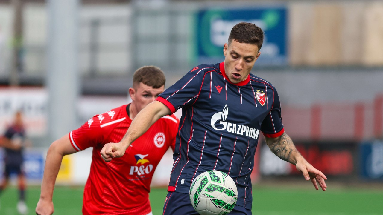 Crvena zvezda postigla četiri gola u gostima protiv Larna