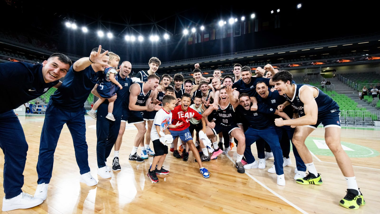 Srbija osvojila srebro na Evrobasketu U20 posle poraza od Slovenije