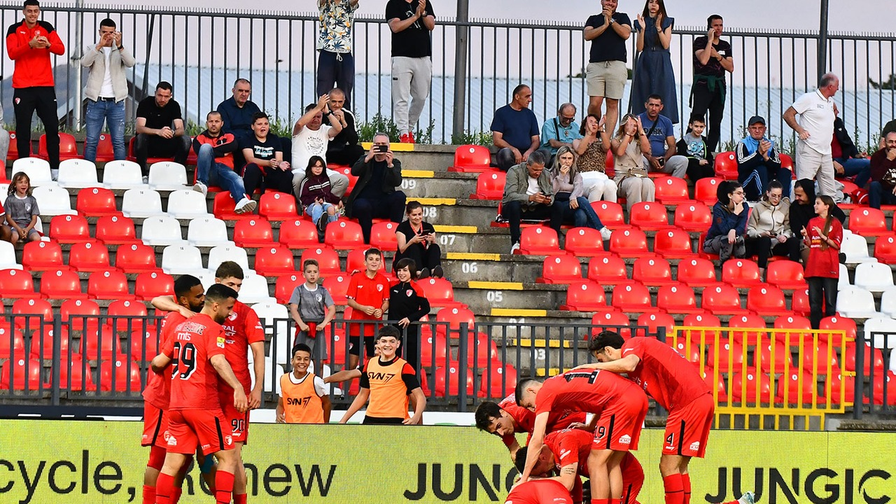 Radnički 1923 pobedio IMT sa 2:0