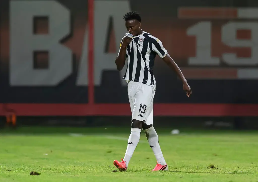 Demba Sek na Partizanovoj utakmici u julu. Pred Vojvodinu procenjuje se njegova spremnost posle ograničenog rada na treninzima.