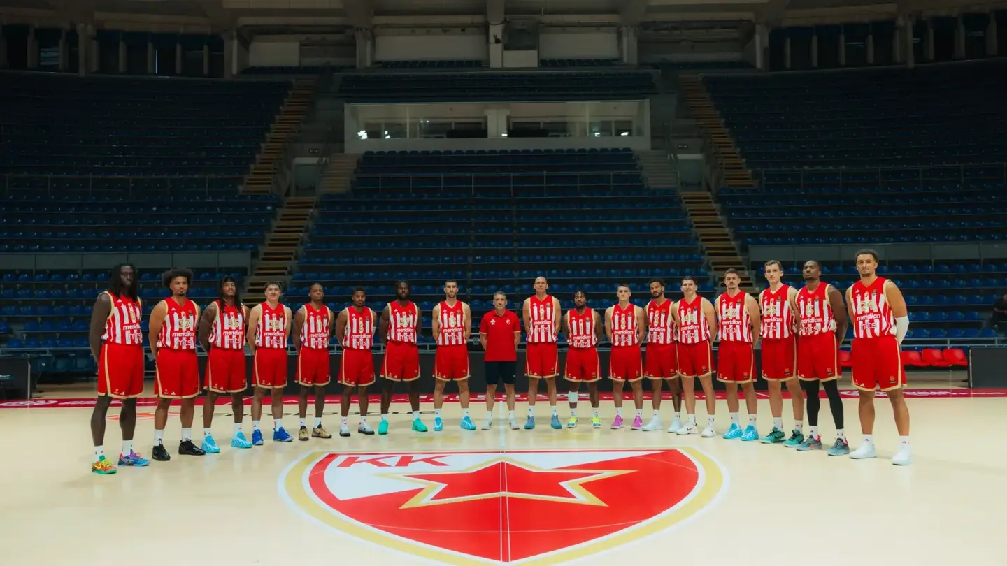Crvena zvezda je na Media Day događaju predstavila novi domaći dres