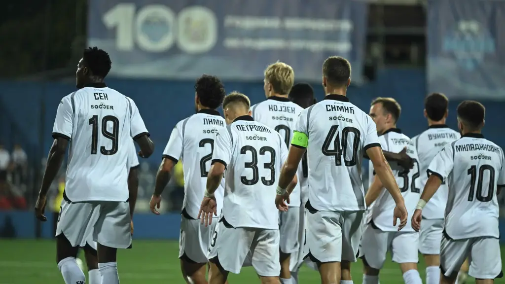 Partizan je sa deset igrača osvojio bod i odigrao 4:4 protiv Radnika u Surdulici