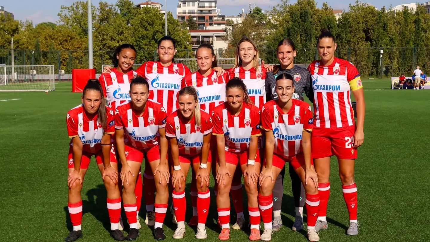 Fudbalerke Crvene zvezde postigle su pet golova pre odmora u pobedi od 6:0 nad Mašincem