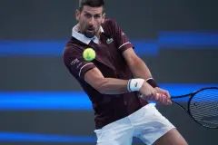 Novak Đoković savladao Nuna Boržesa i produžio savršen niz u Pekingu na 30 pobeda