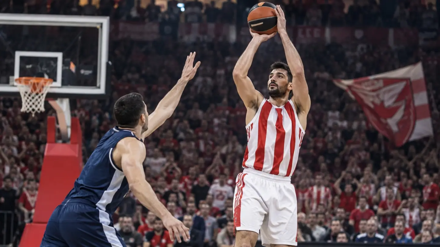 Crvena zvezda trojkama slomila Budućnost za prvu ABA pobedu