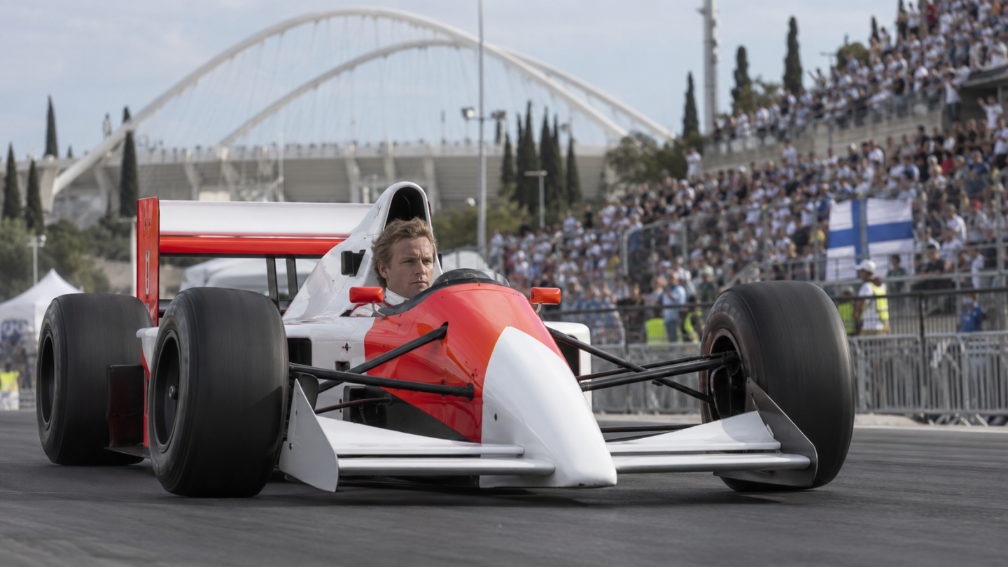 Mika Hekinen vozi Senin Meklaren MP4/6 u Atini